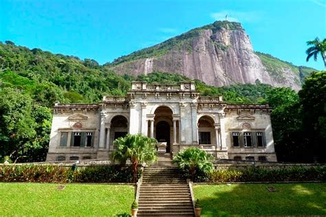 Parque Lage: Ukryta perełka w sercu Rio de Janeiro!