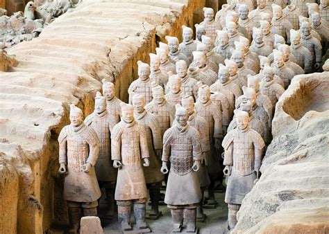 Terracotta Army - Wymarzona Przeszłość i Nieśmiertelne Wartości!